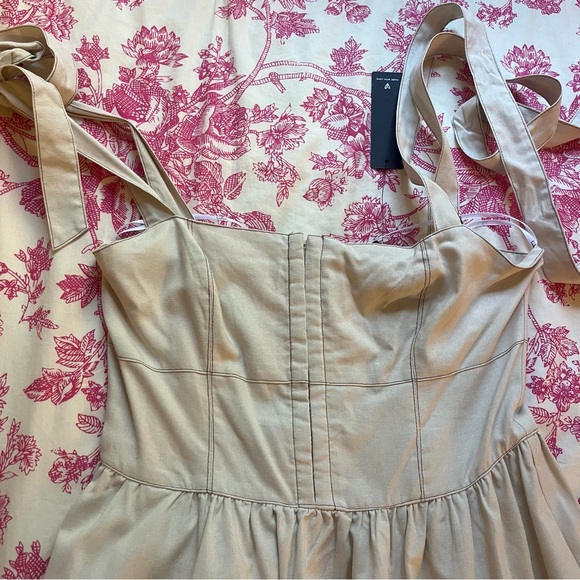 NWT Lulu's Callina Cream Midi Tie-Strap Dress size Medium - Picture 8 of 13
